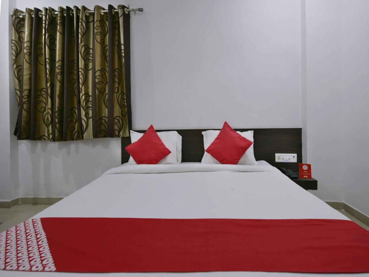 Oyo 9969 Hotel Kshipra Dham Уджайн Екстериор снимка