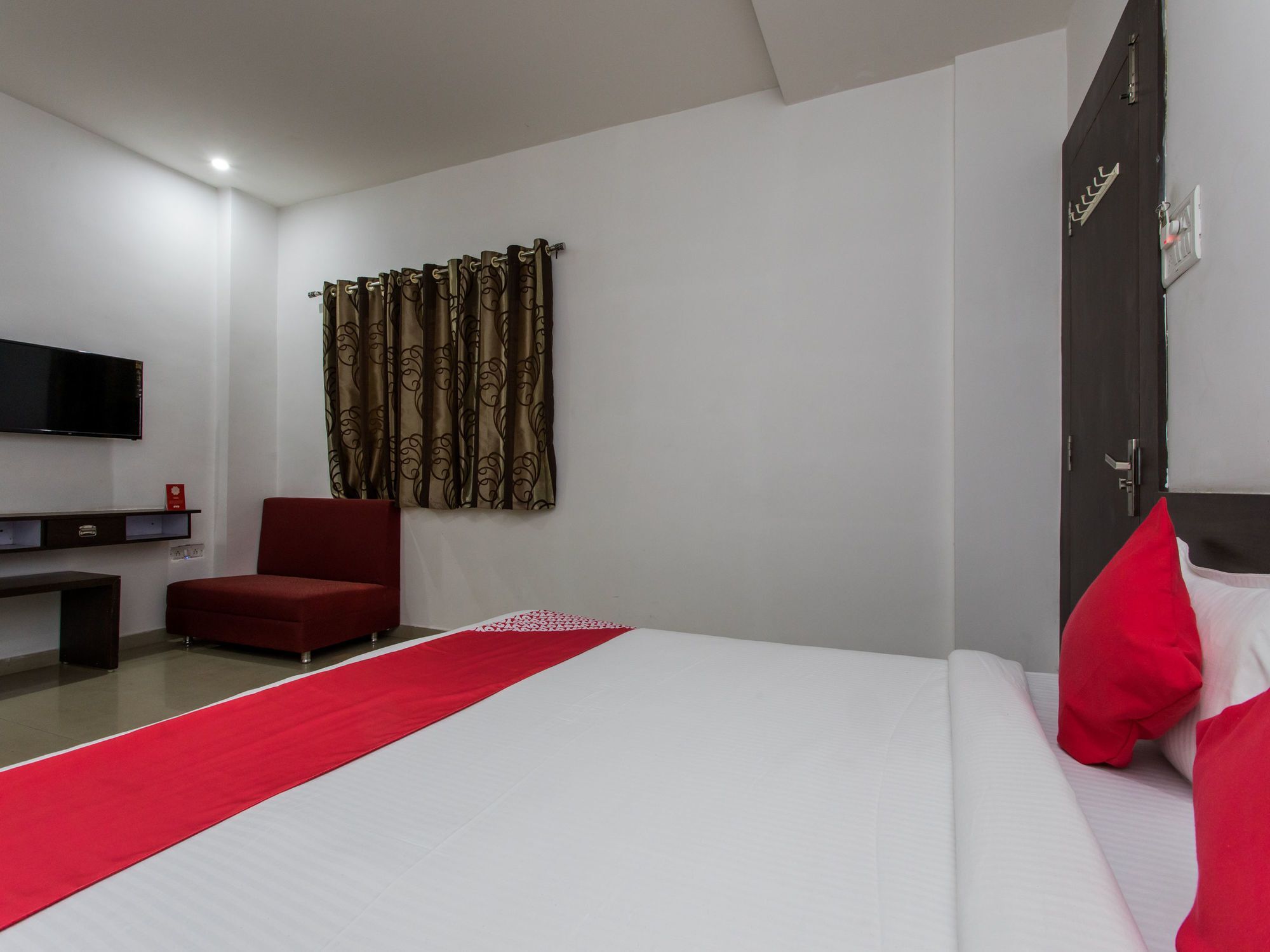 Oyo 9969 Hotel Kshipra Dham Уджайн Екстериор снимка